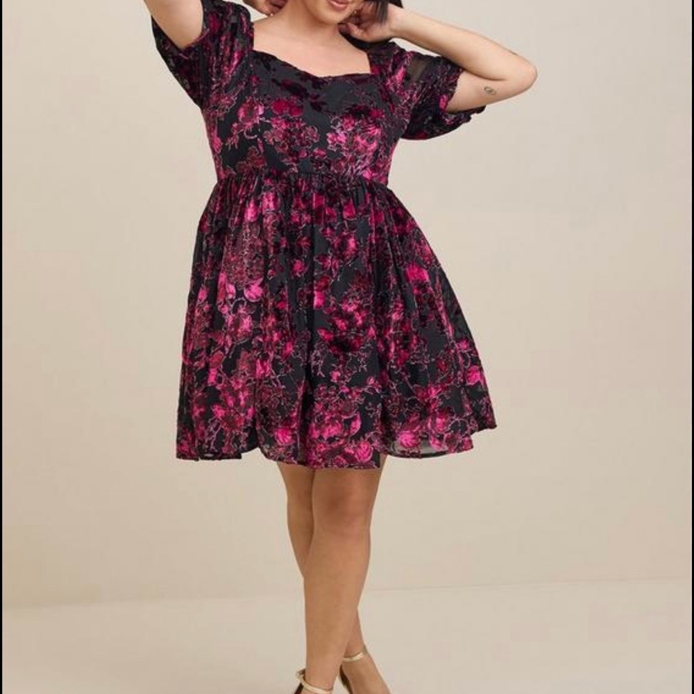 Black & Fuchsia Floral Square-Neck Mini Dress